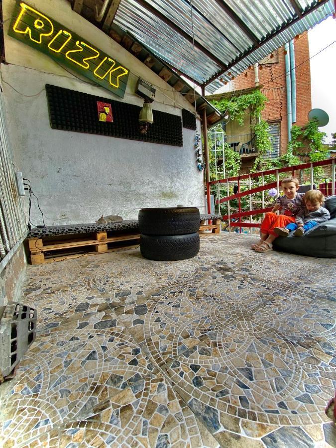 Traveler Hostel Tbilisi ภายนอก รูปภาพ